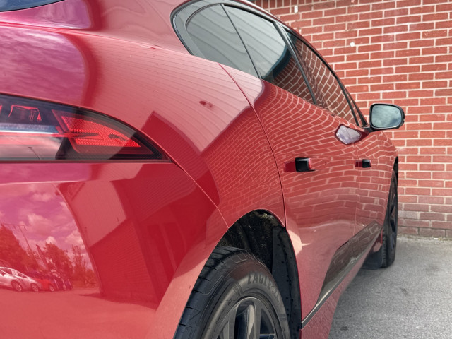 Jaguar I-Pace - Image 11