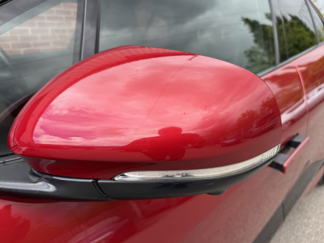 Jaguar I-Pace - Image 13