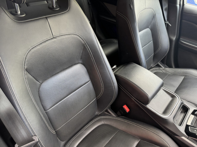 Jaguar I-Pace - Image 16