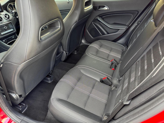 Mercedes-Benz Gla Class - Image 17