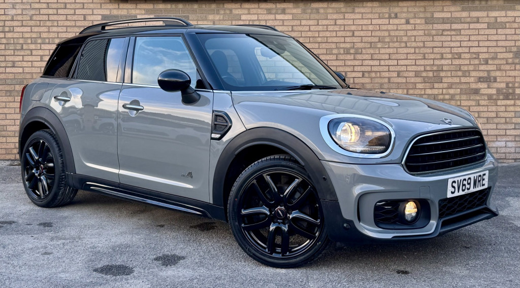 Mini Countryman - Image 2