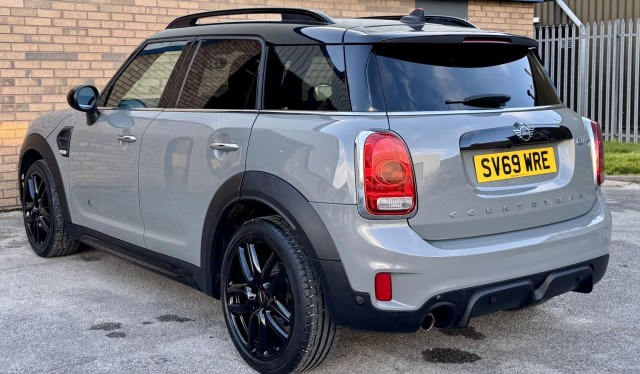 Mini Countryman - Image 8
