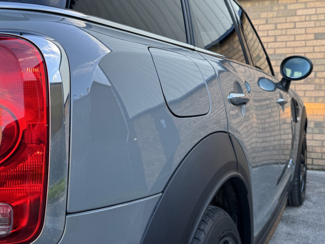 Mini Countryman - Image 11