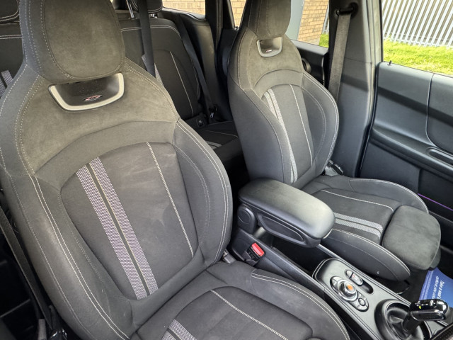 Mini Countryman - Image 14