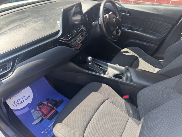 Toyota C-Hr - Image 13