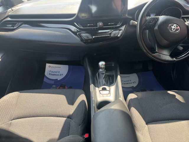 Toyota C-Hr - Image 15