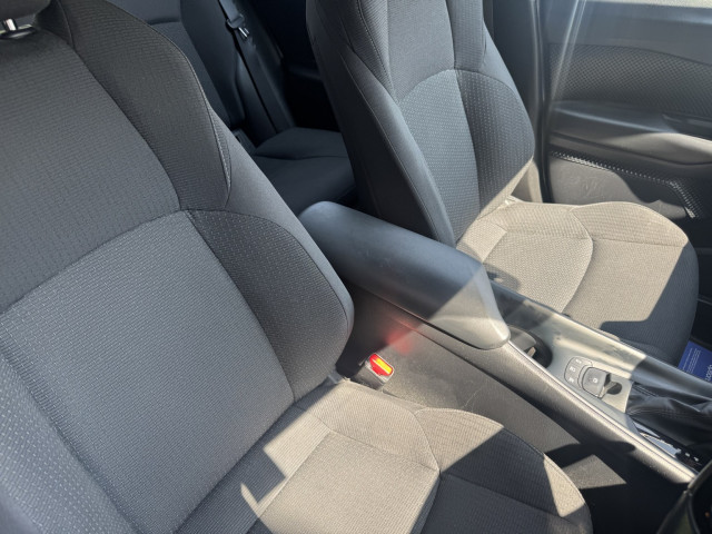 Toyota C-Hr - Image 17
