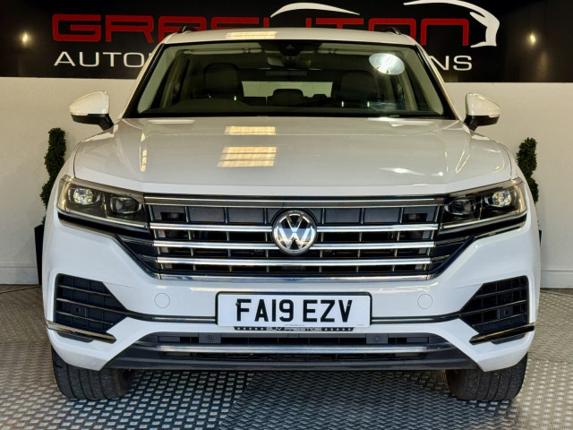 Volkswagen Touareg - Image 4