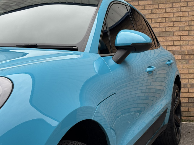 Porsche Macan - Image 12