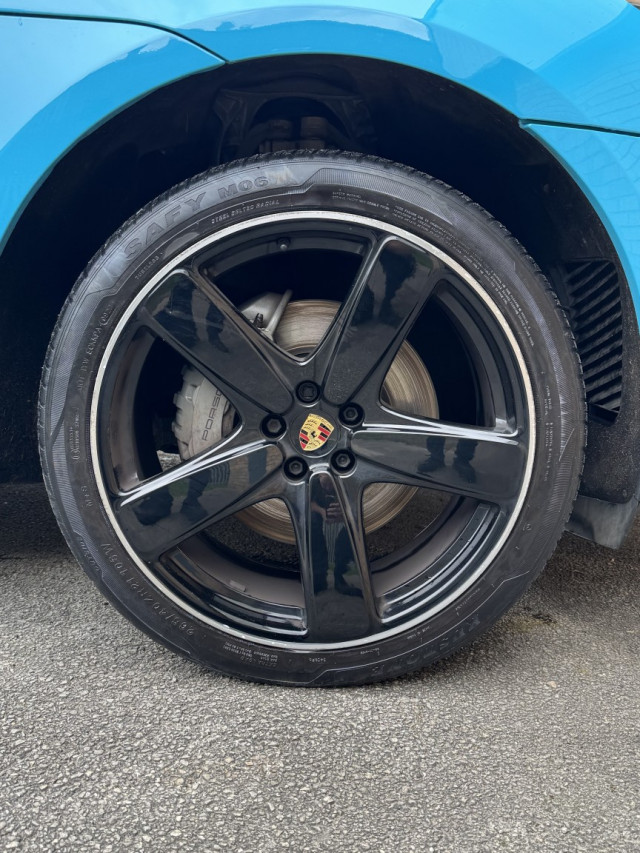 Porsche Macan - Image 15