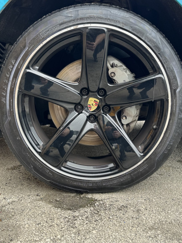 Porsche Macan - Image 16