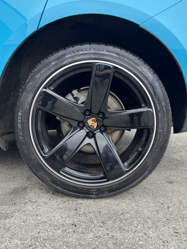 Porsche Macan - Image 17