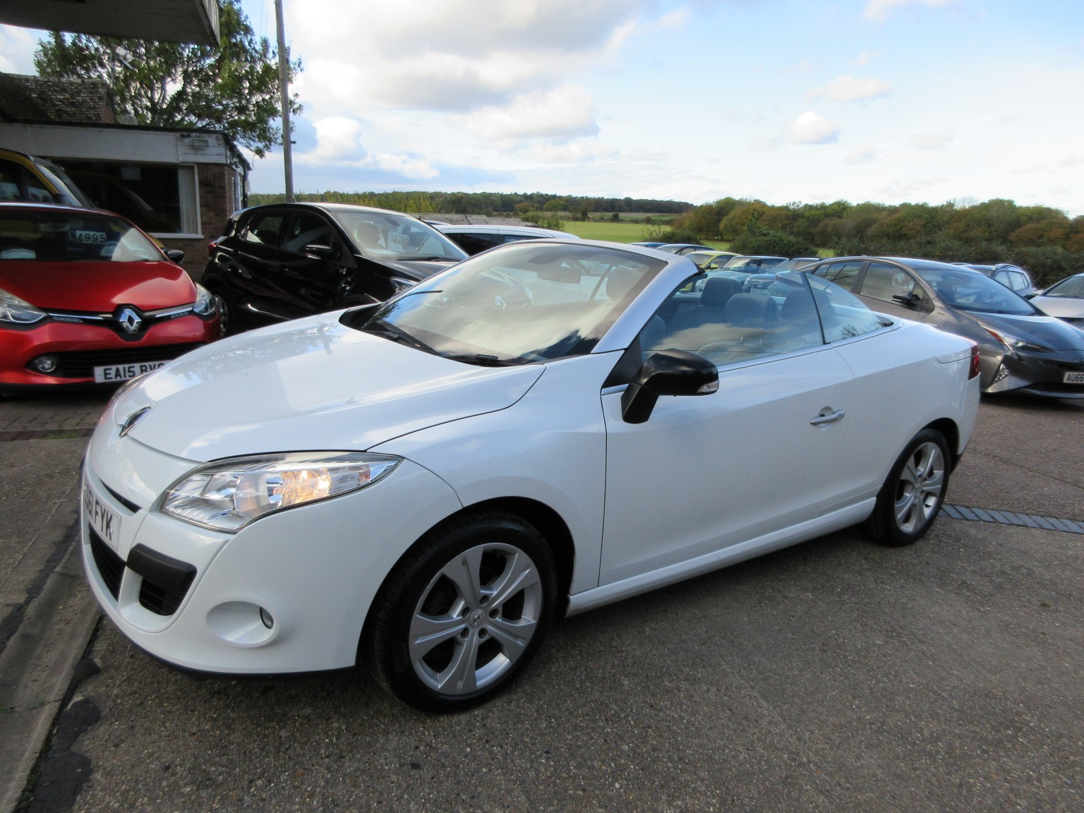 Renault Megane - Image 7