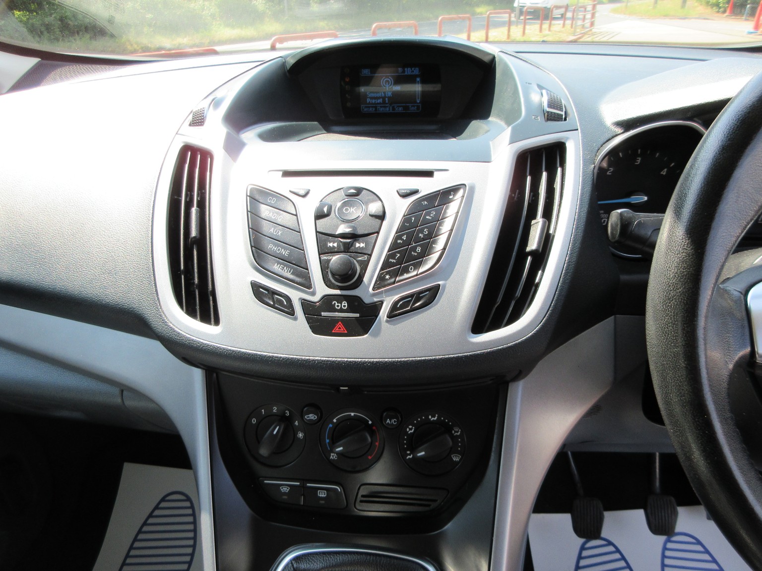 Ford C-Max - Image 18
