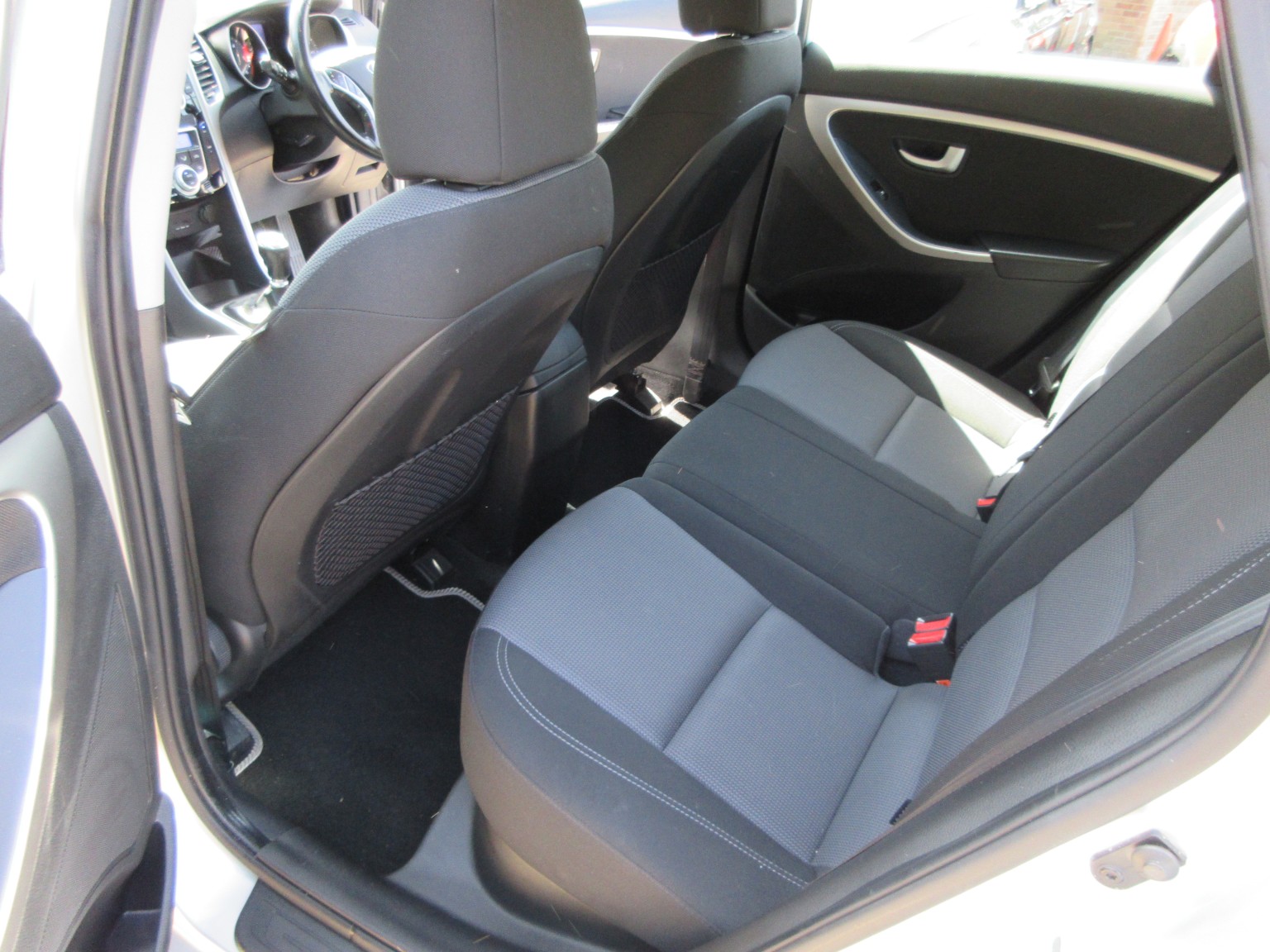 Hyundai I30 - Image 18