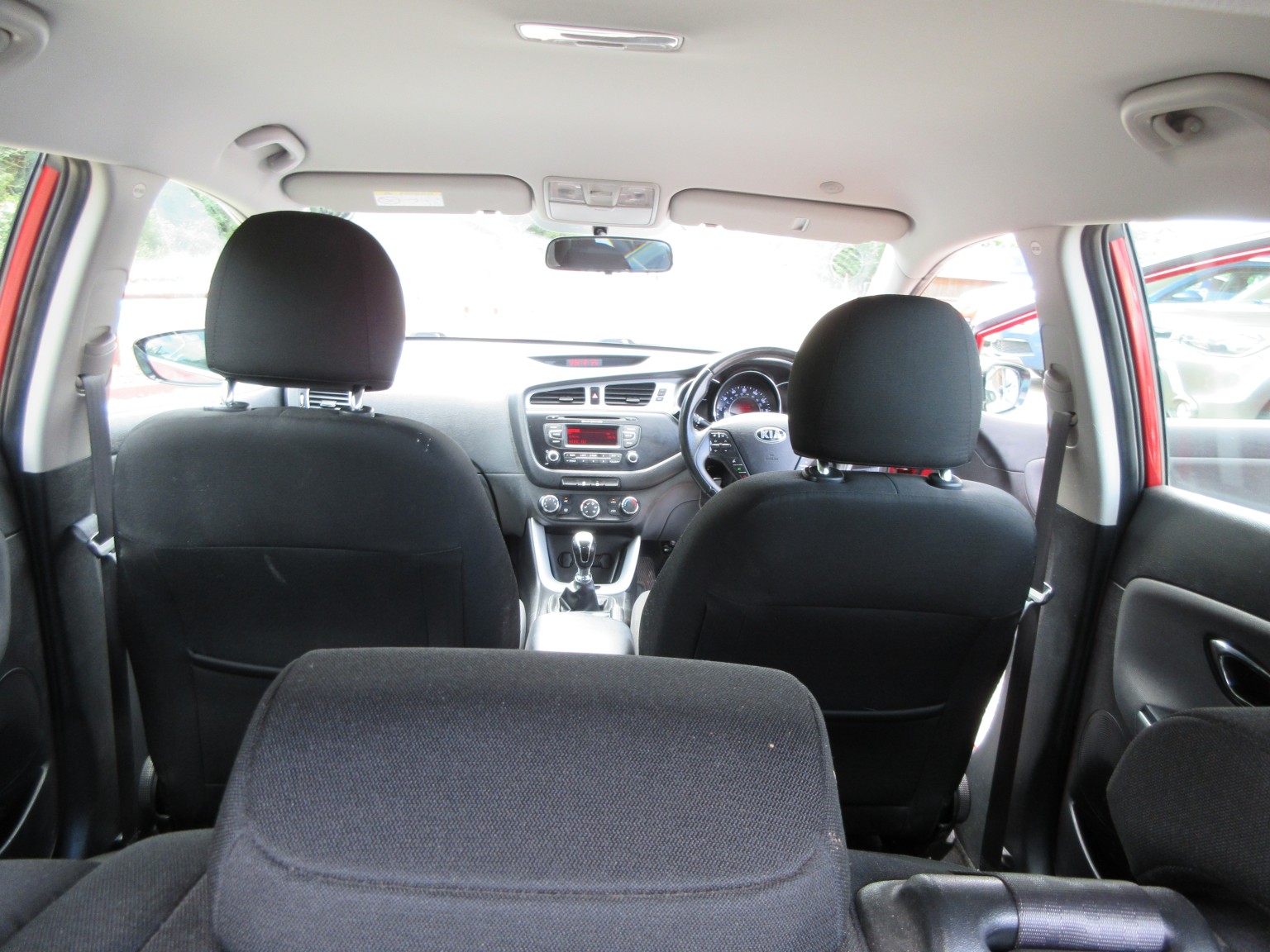 Kia Ceed - Image 20