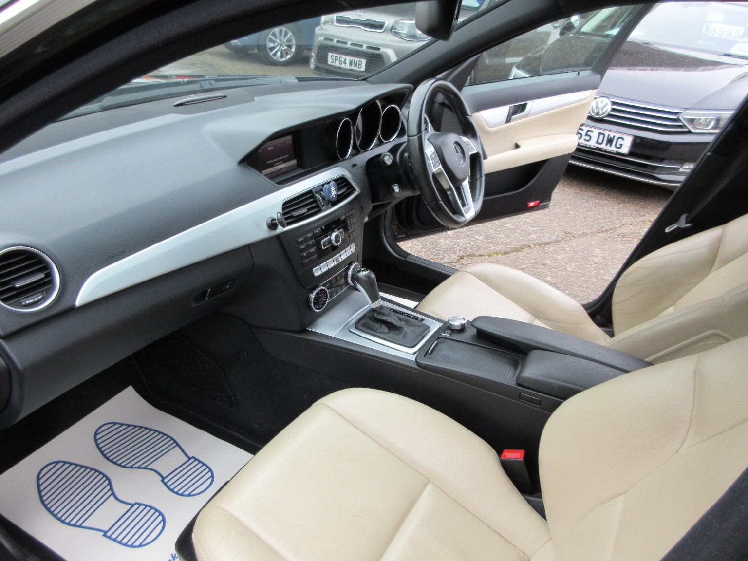 Mercedes-Benz C Class - Image 14