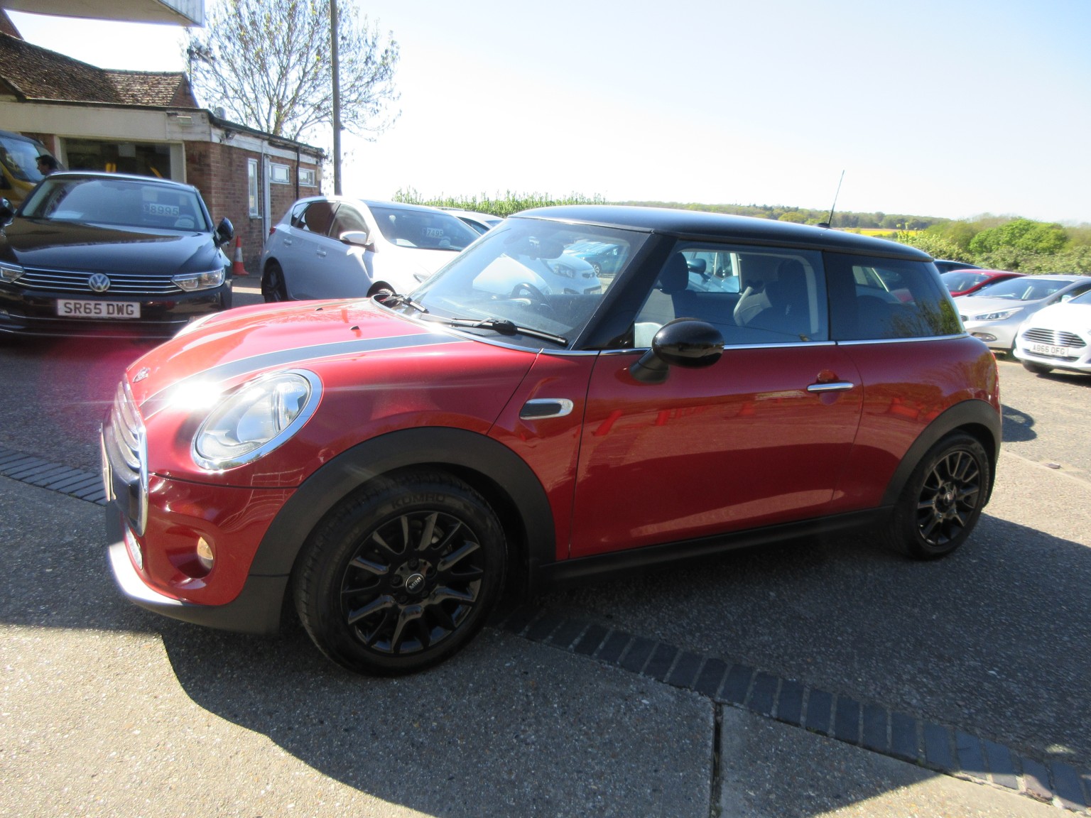Mini Hatch - Image 6