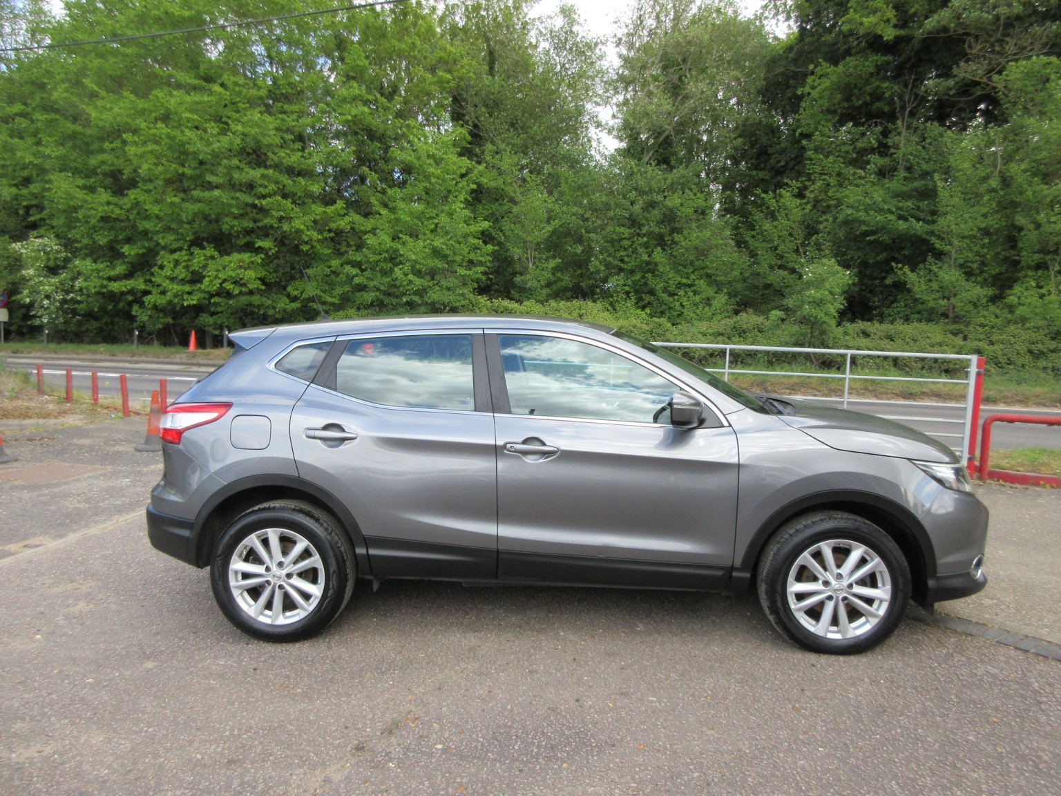 Nissan Qashqai - Image 11