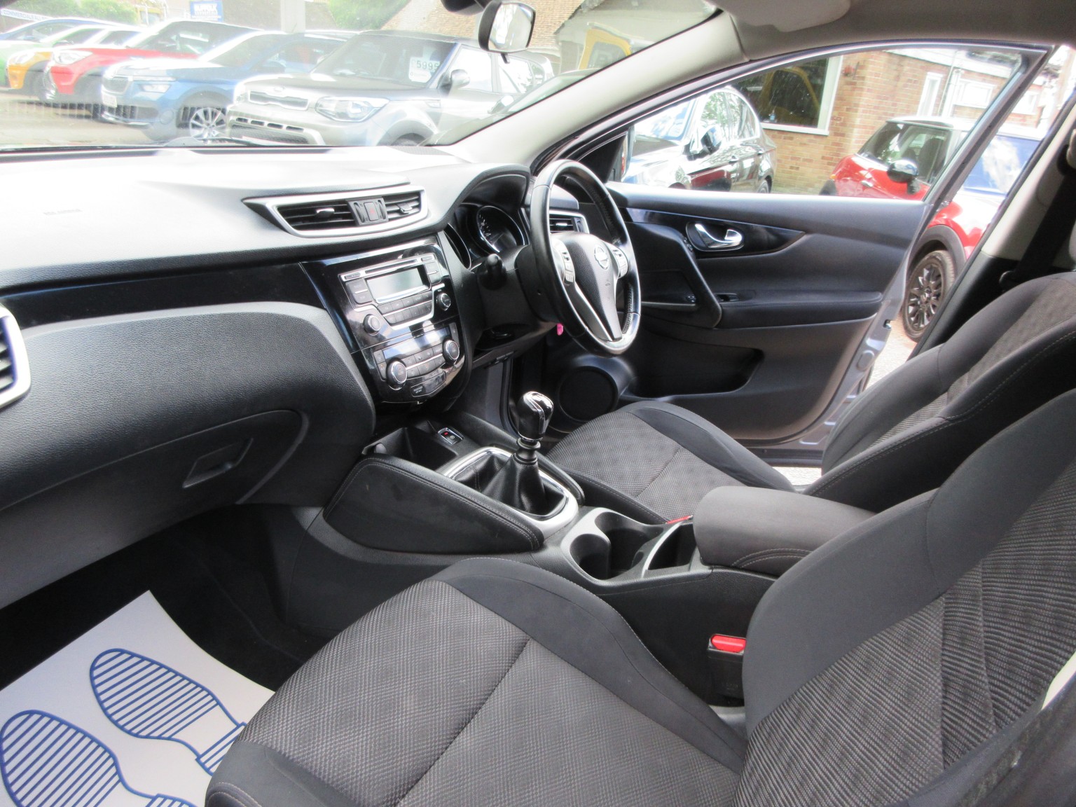 Nissan Qashqai - Image 14
