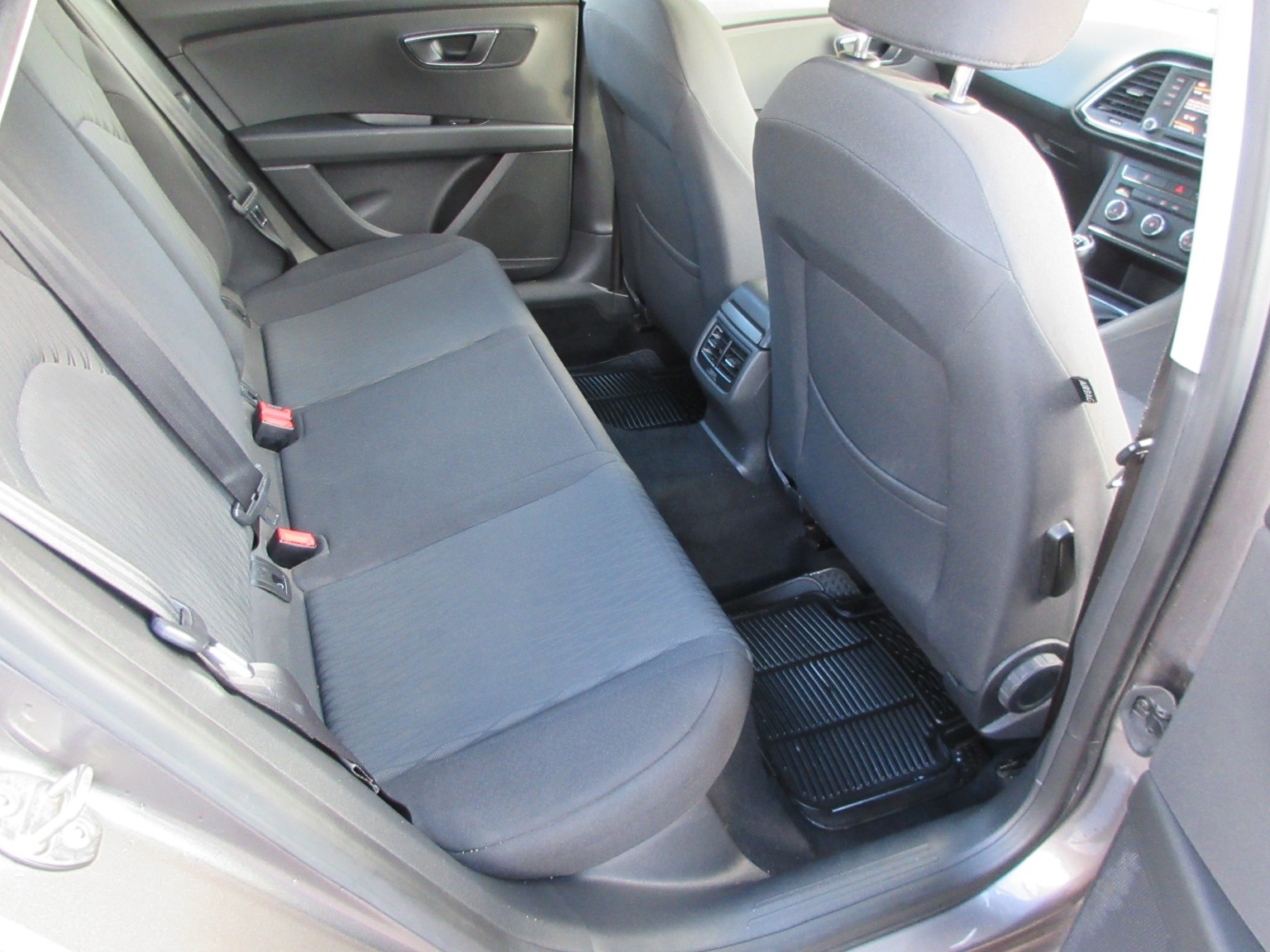 Seat Leon - Image 15