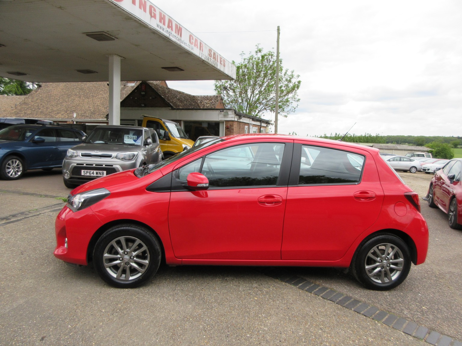Toyota Yaris - Image 6