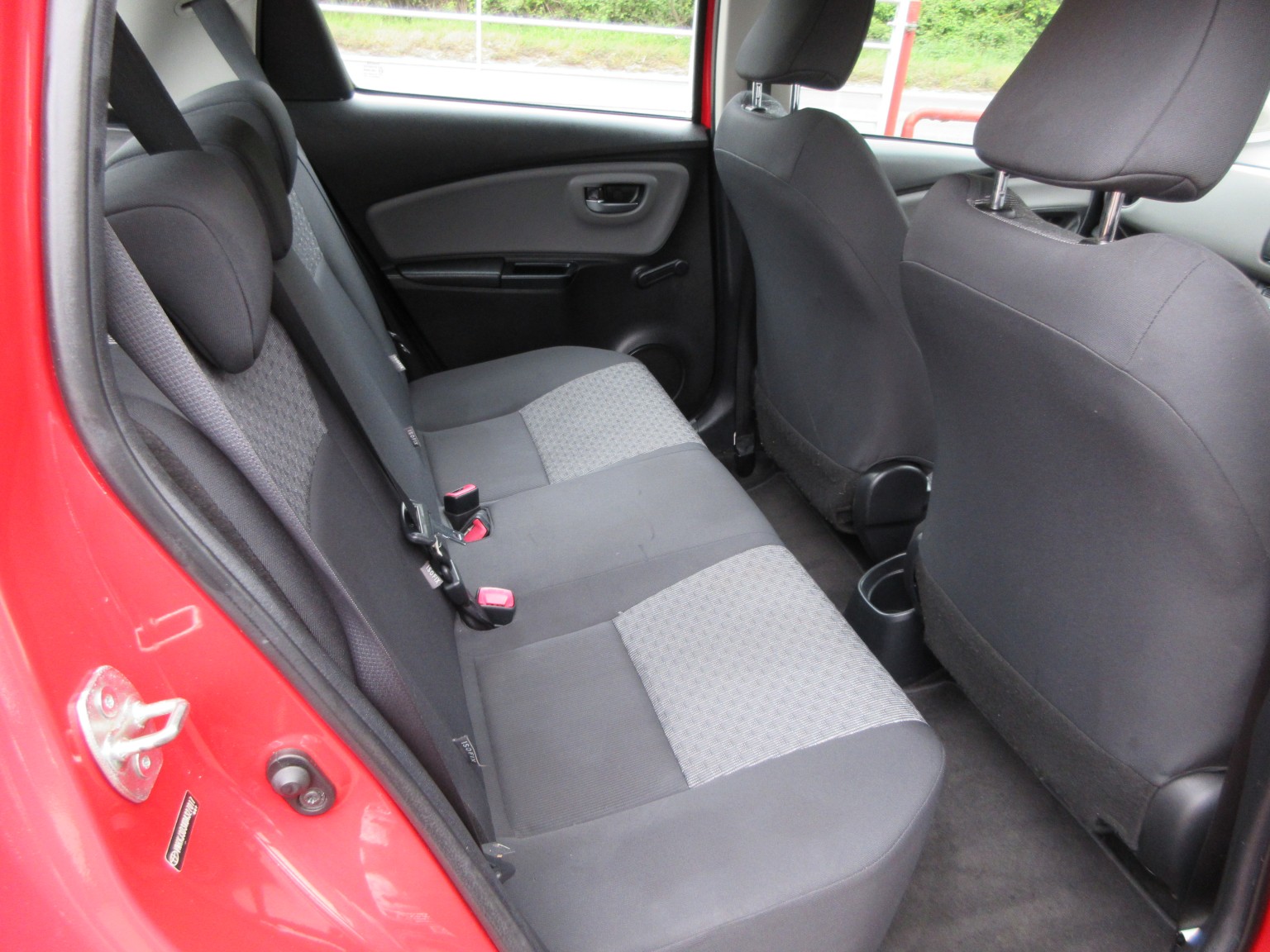 Toyota Yaris - Image 15
