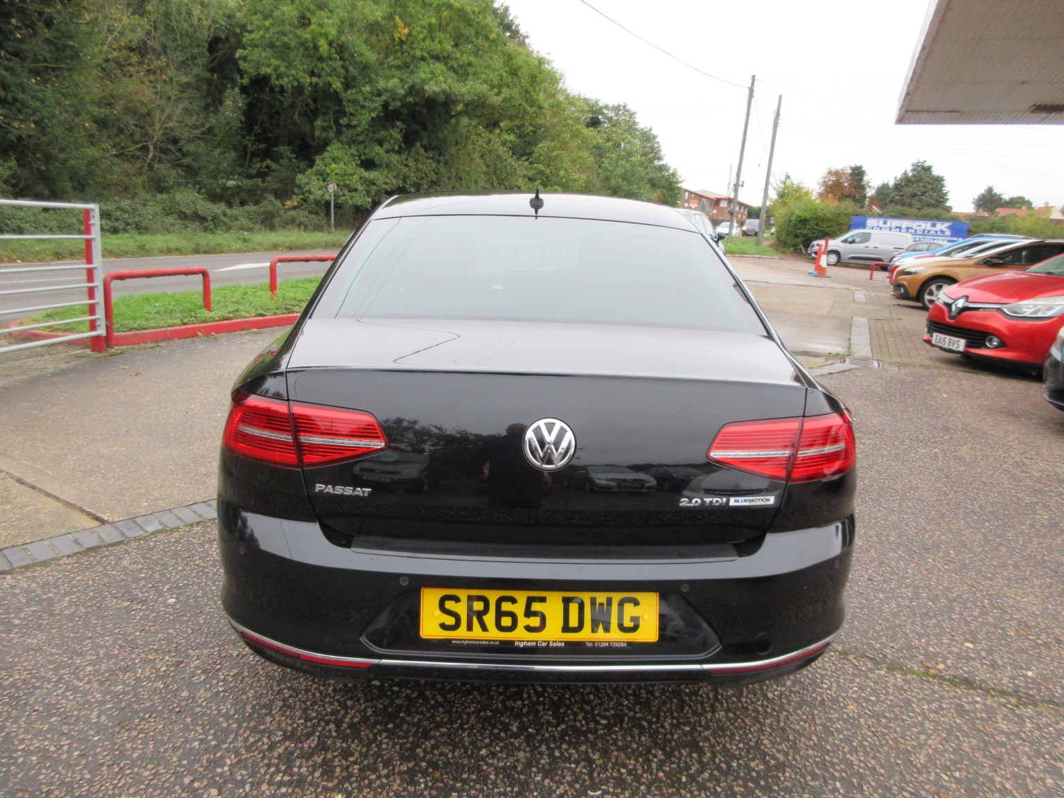 Volkswagen Passat - Image 10