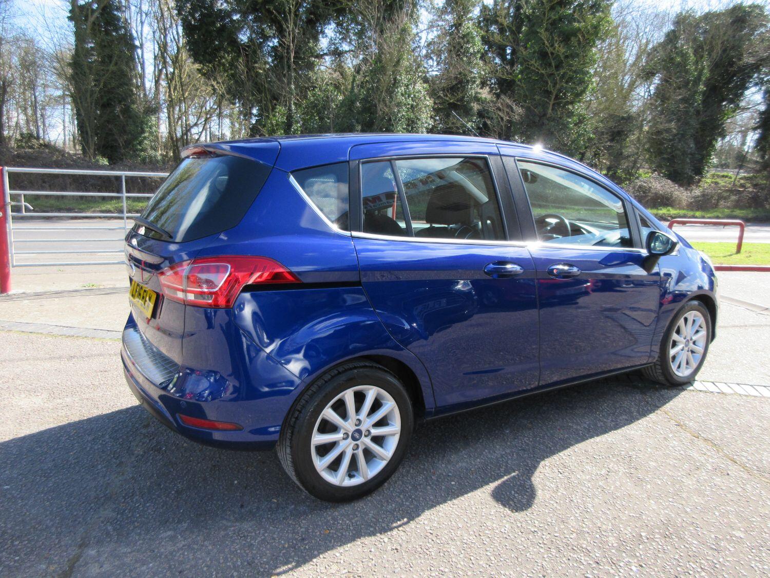 Ford B-Max - Image 10