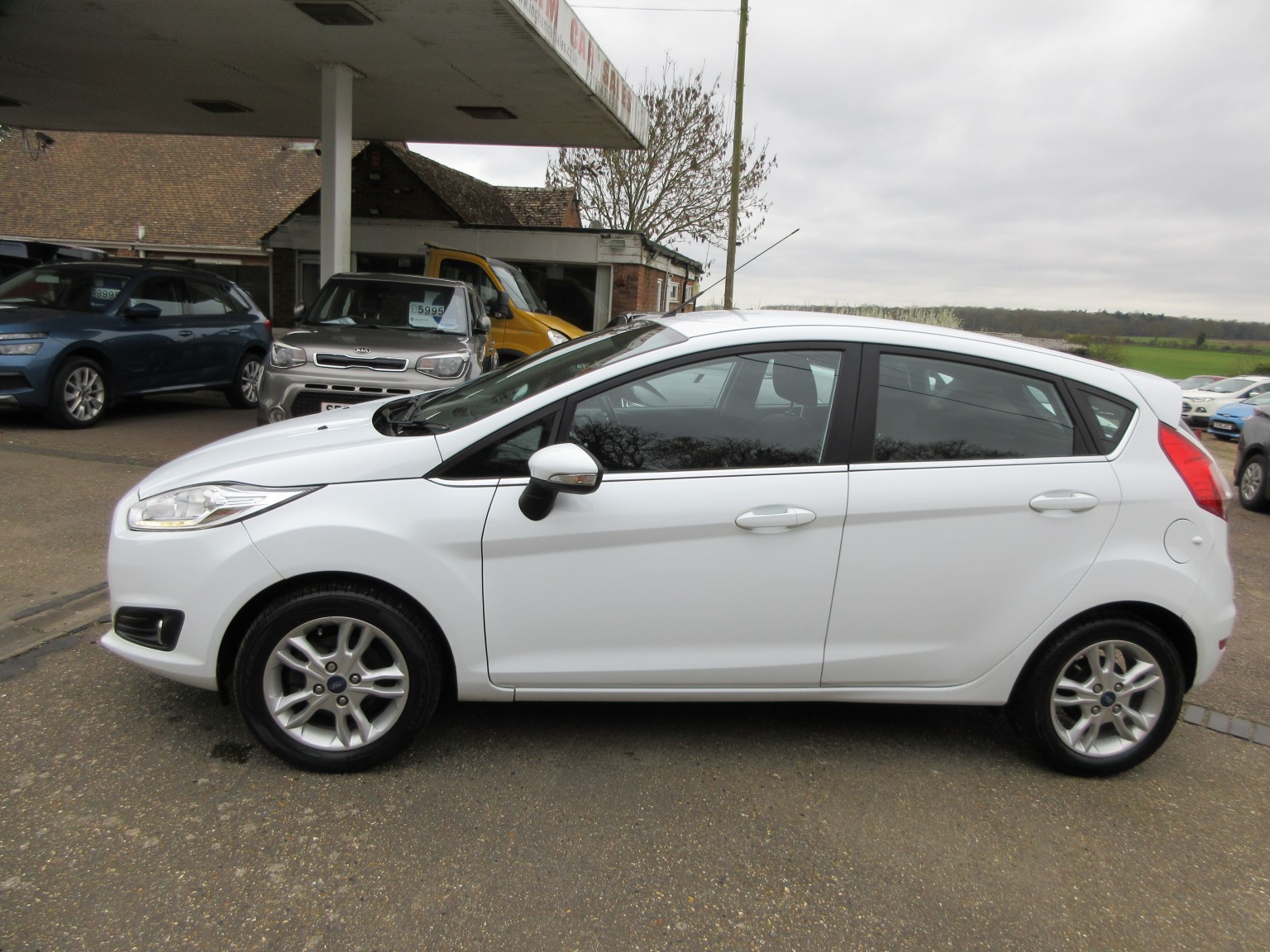 Ford Fiesta - Image 6