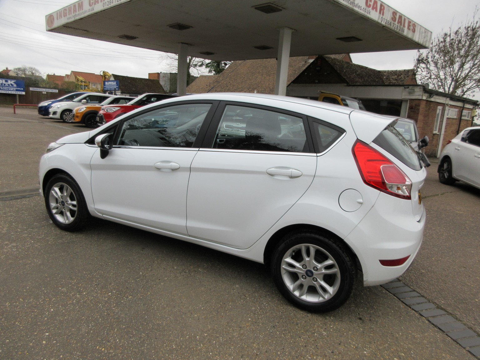Ford Fiesta - Image 8