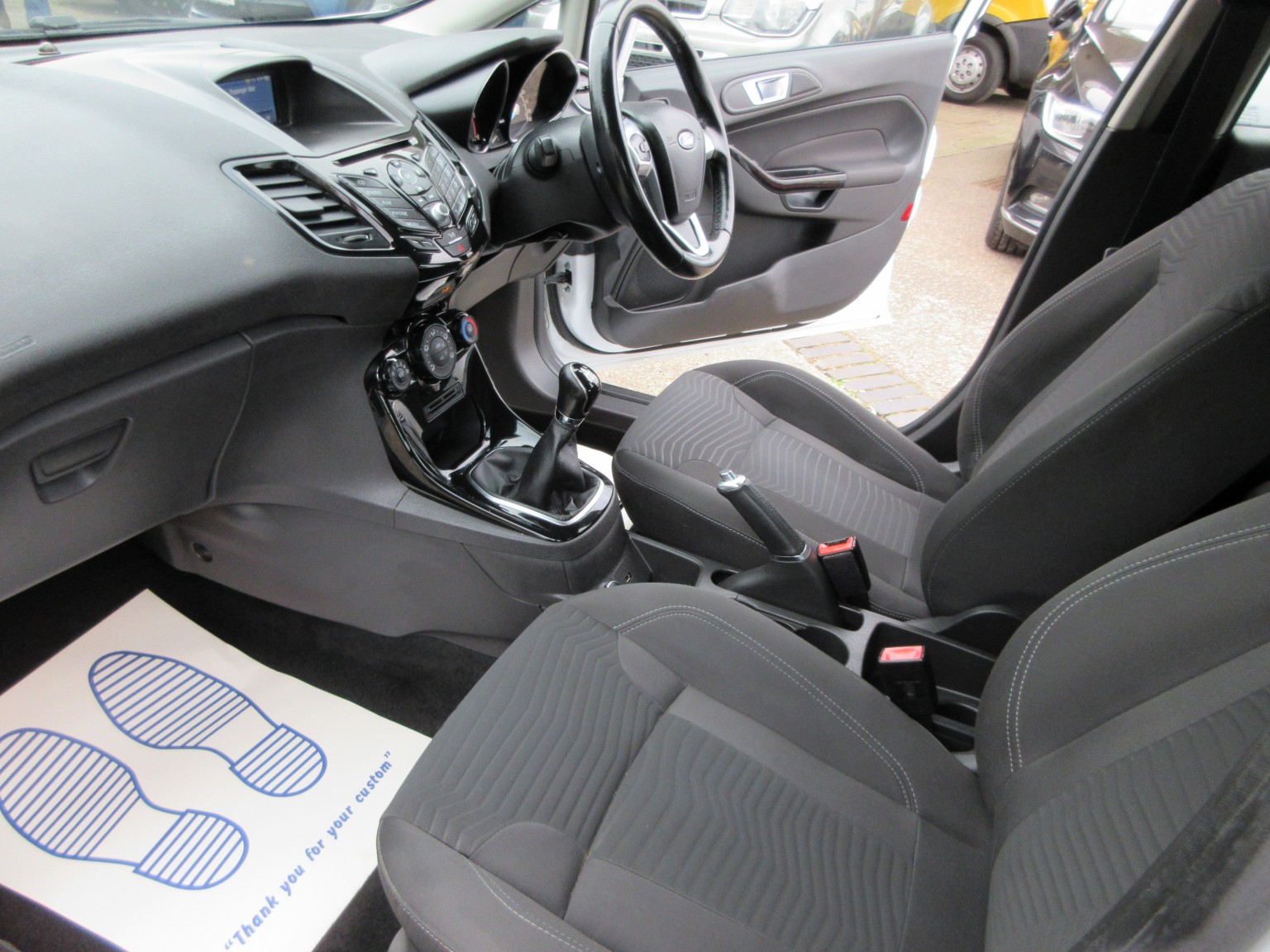 Ford Fiesta - Image 14