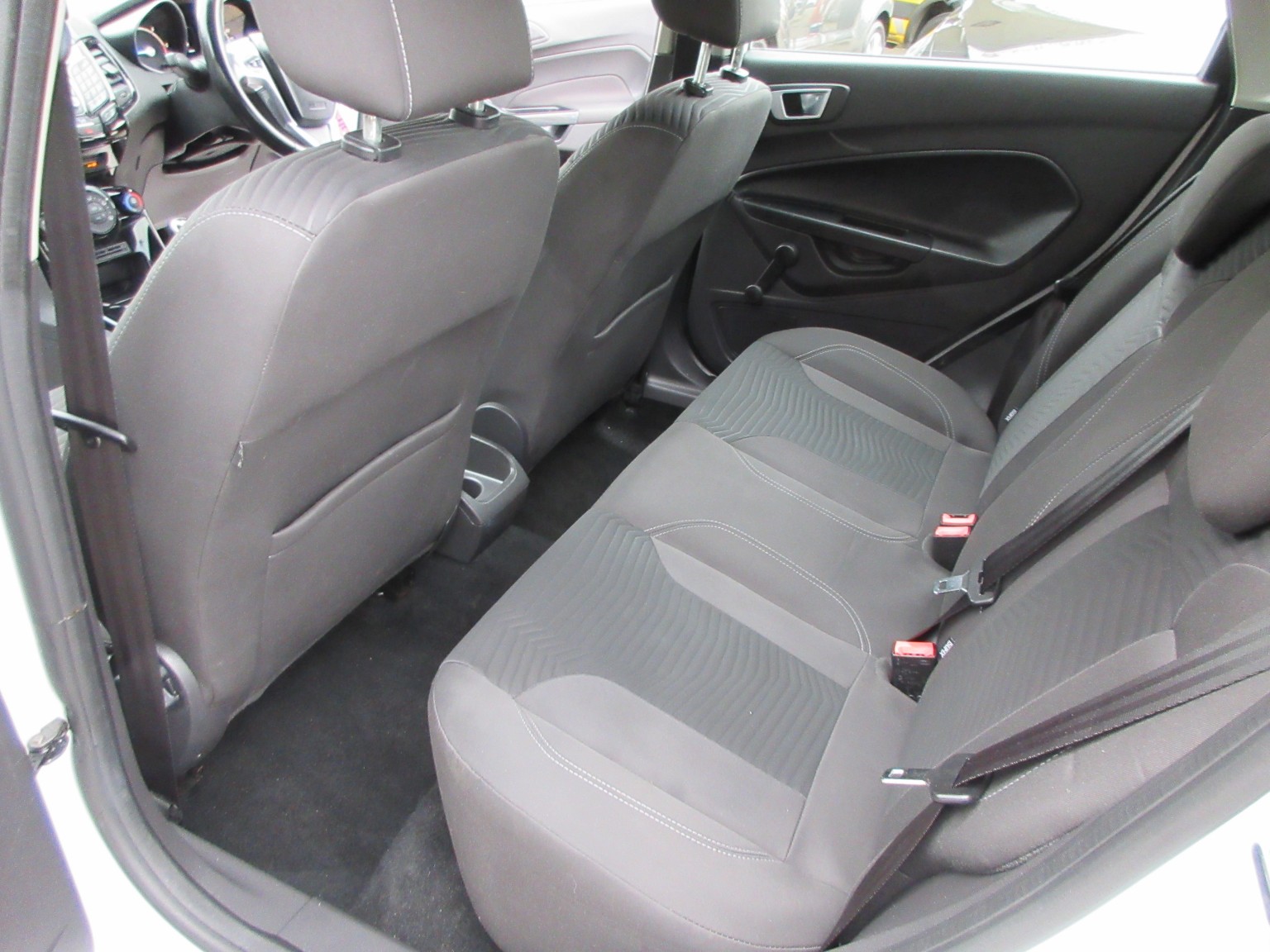 Ford Fiesta - Image 16