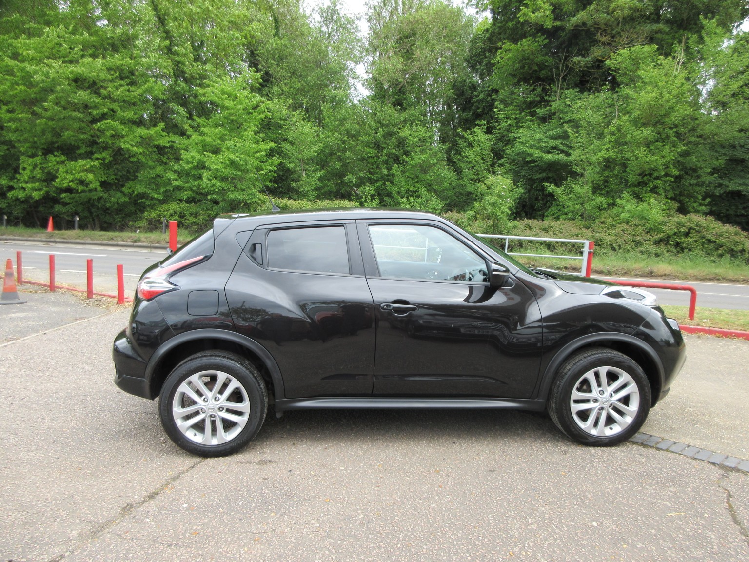 Nissan Juke - Image 11