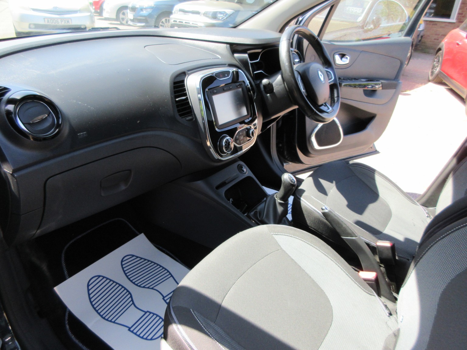 Renault Captur - Image 15