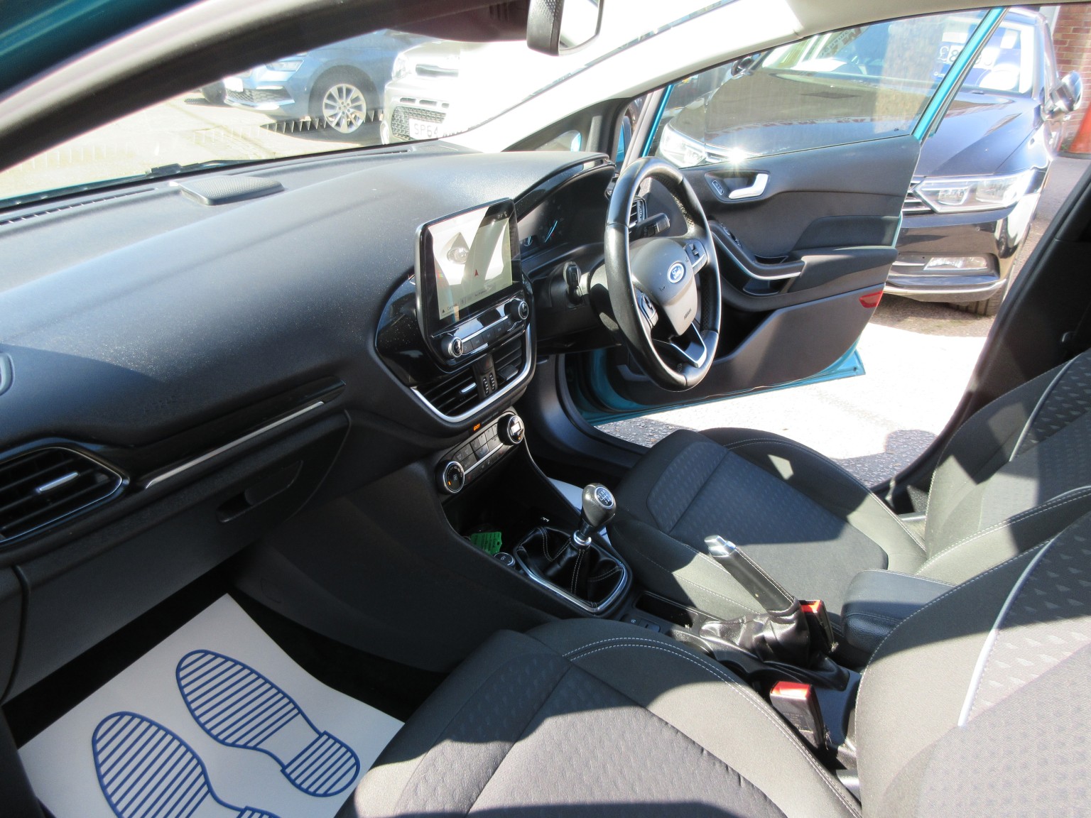 Ford Fiesta - Image 14