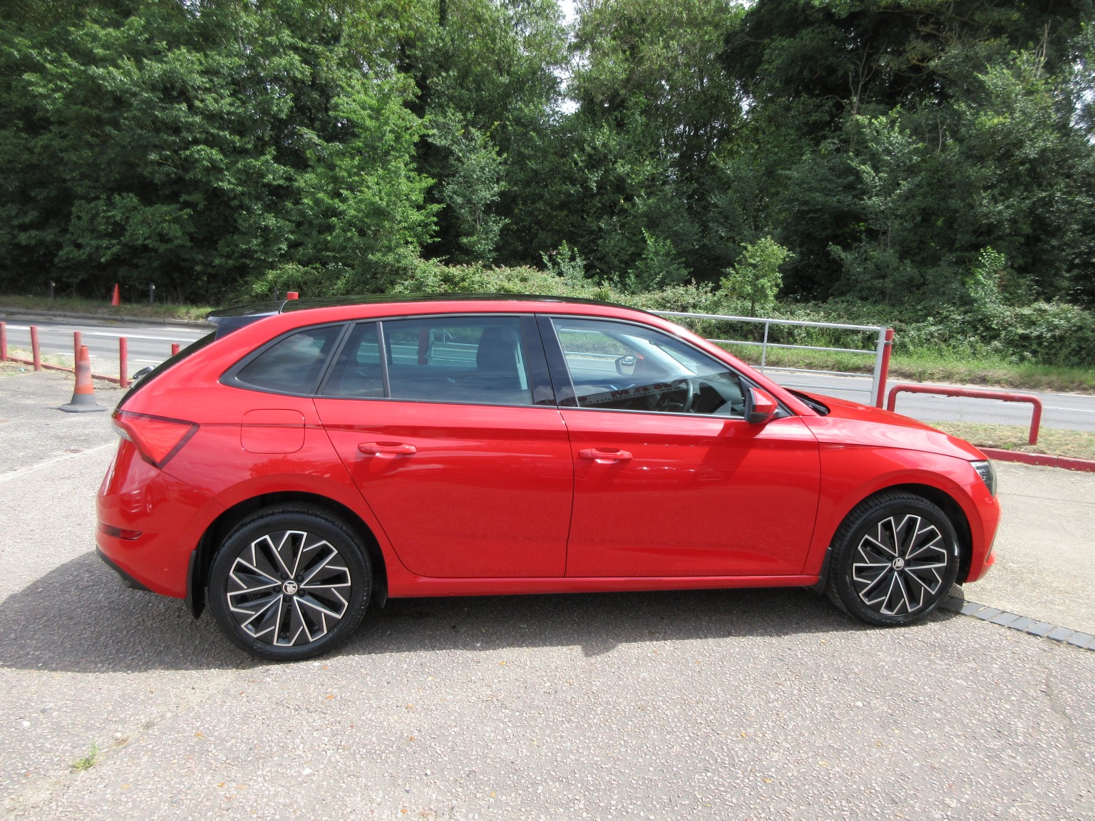 Skoda Scala - Image 11