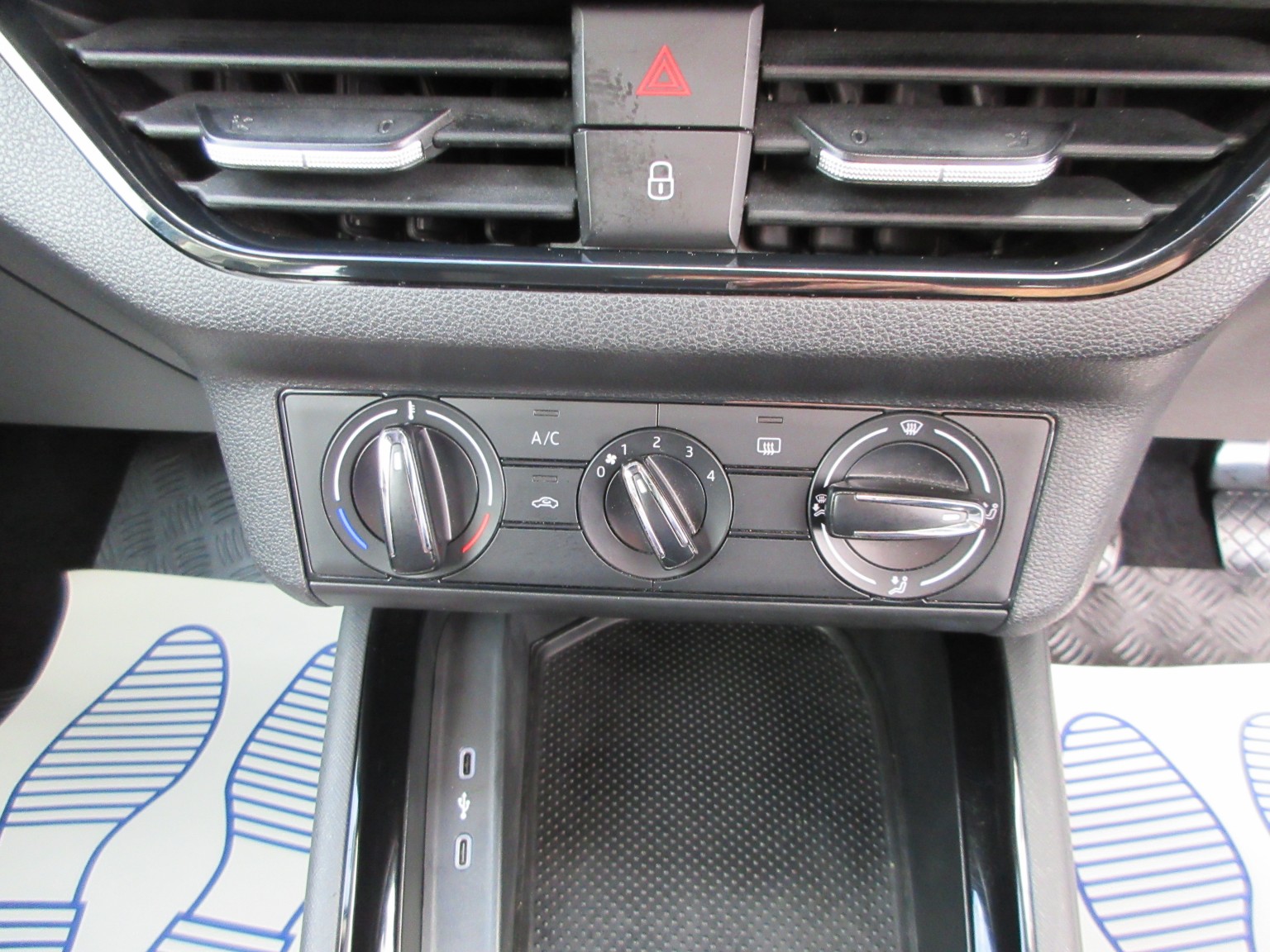 Skoda Kamiq - Image 18
