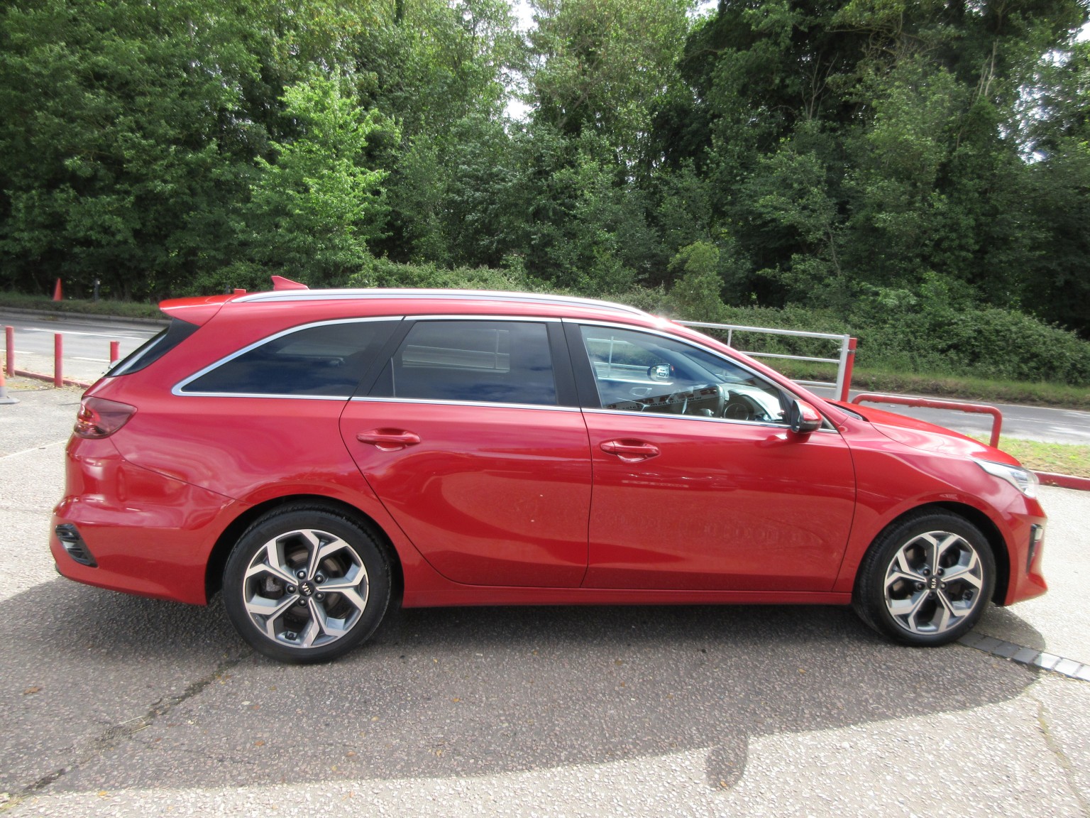 Kia Ceed - Image 10