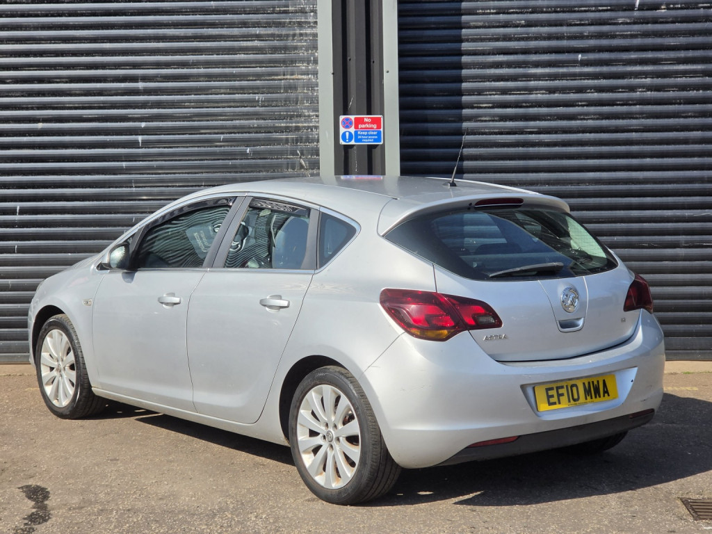 Vauxhall Astra - Image 10