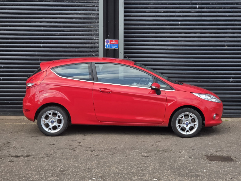 Ford Fiesta - Image 11