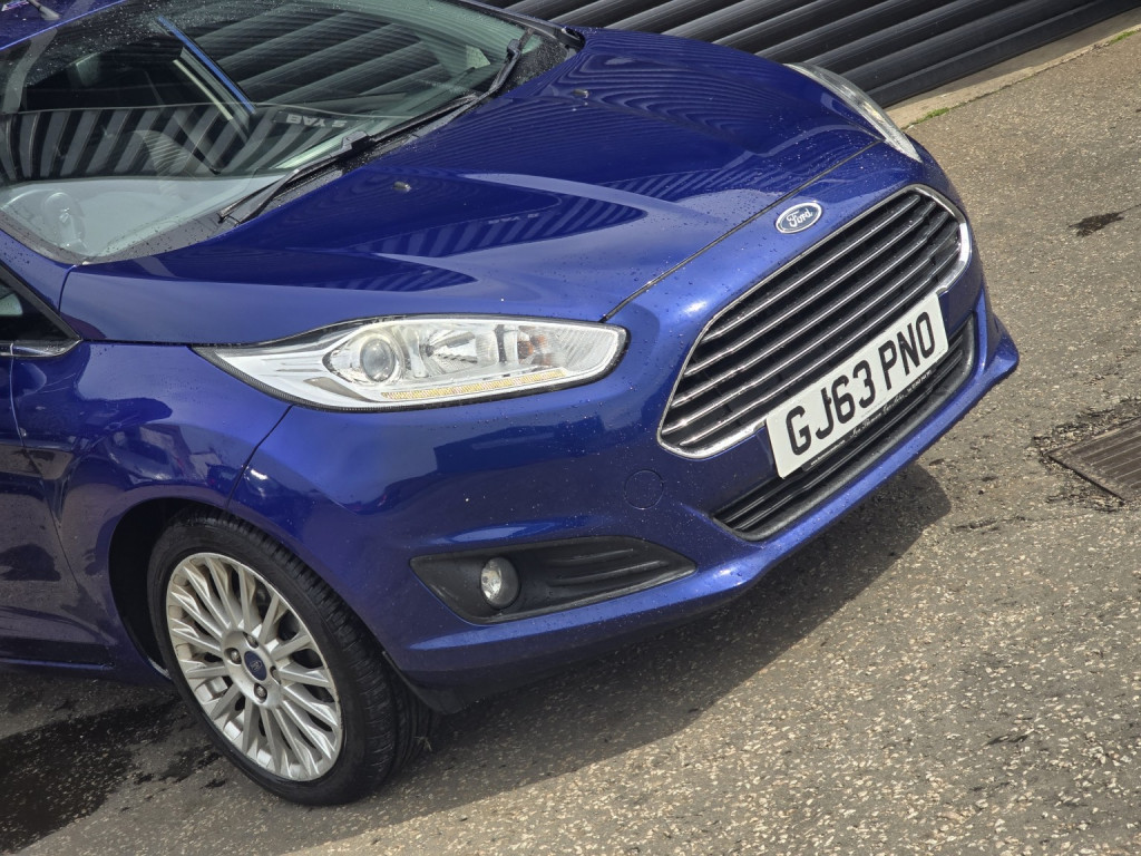 Ford Fiesta - Image 4