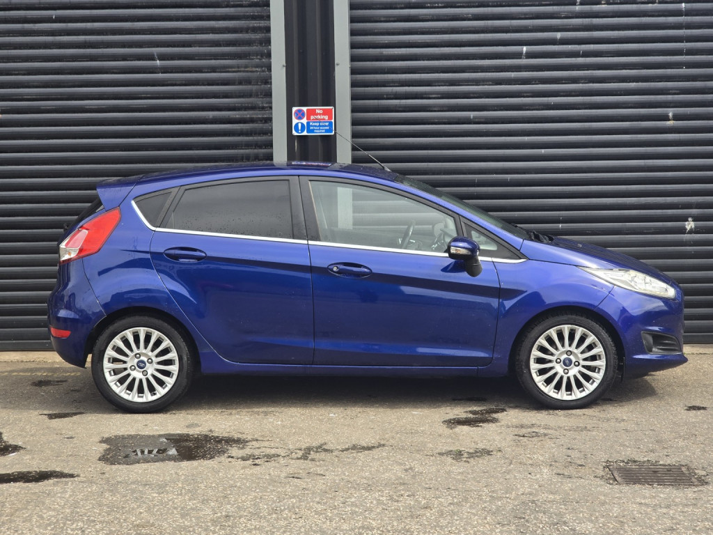 Ford Fiesta - Image 5