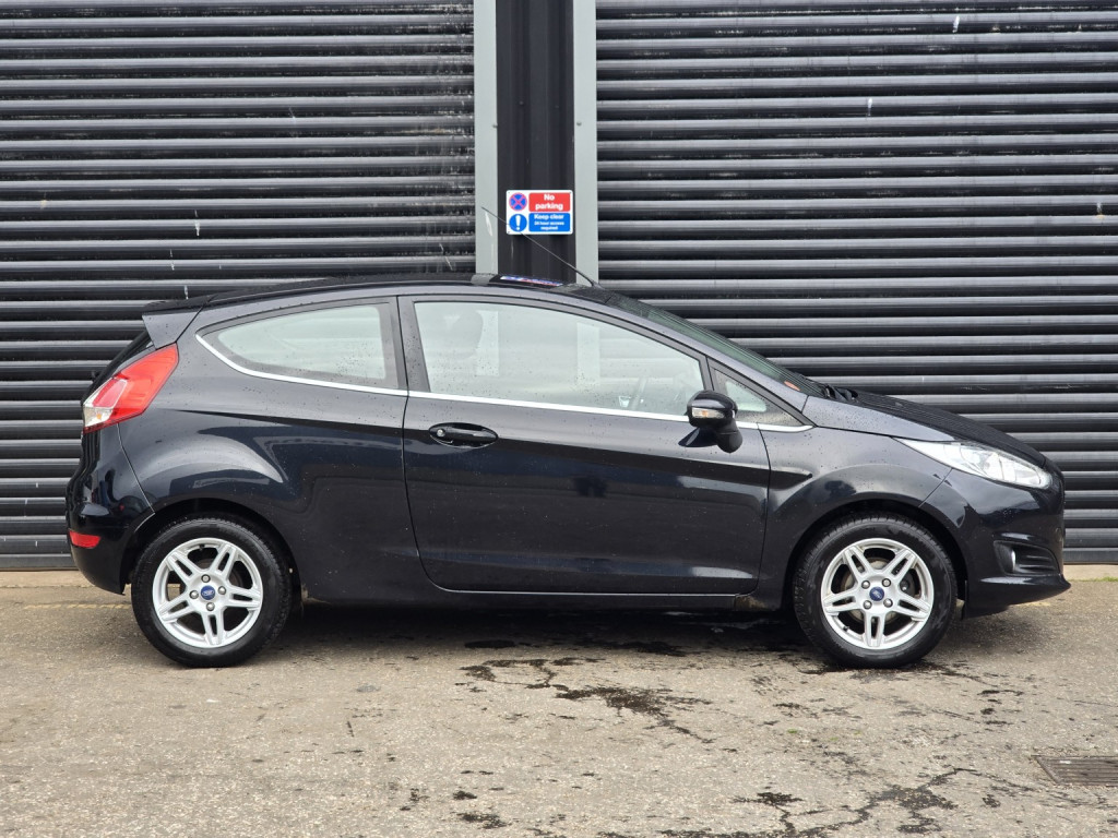 Ford Fiesta - Image 8