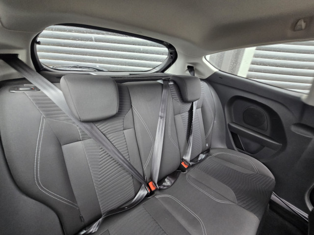 Ford Fiesta - Image 15