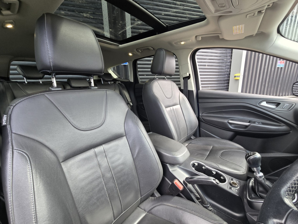 Ford Kuga - Image 6