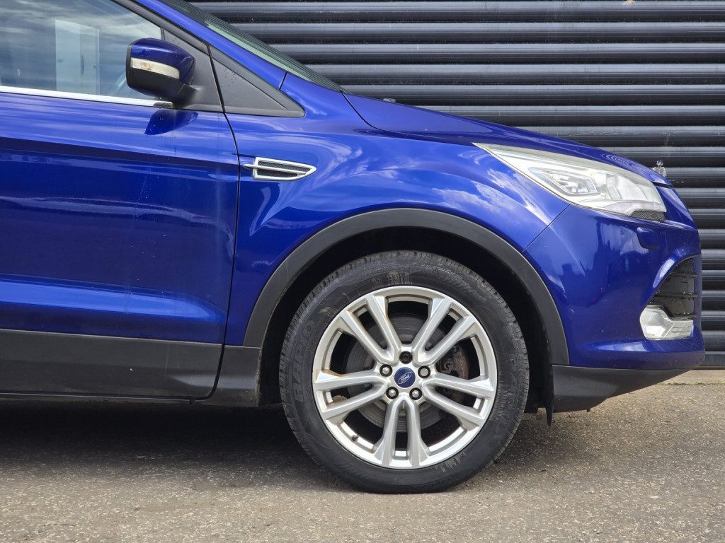 Ford Kuga - Image 9