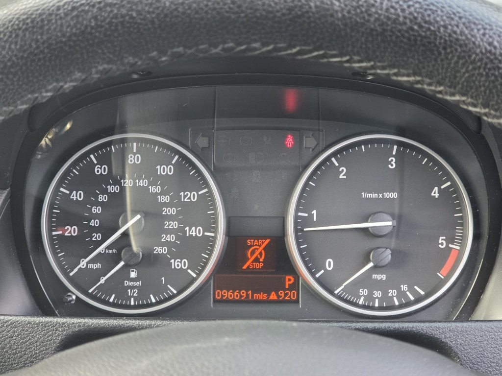 Bmw X1 - Image 13