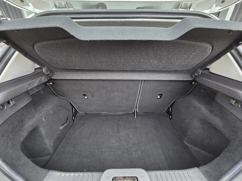 Ford Fiesta - Image 16