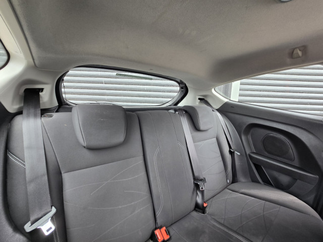 Ford Fiesta - Image 19
